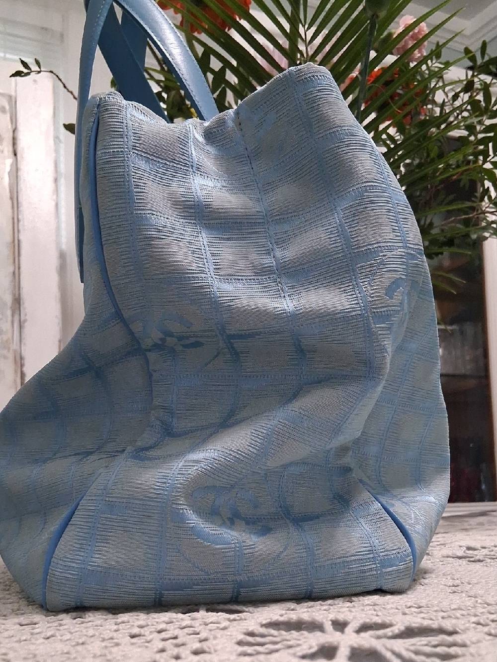 CHANEL TRAVEL LINE BAG - Picture 5 of 16
